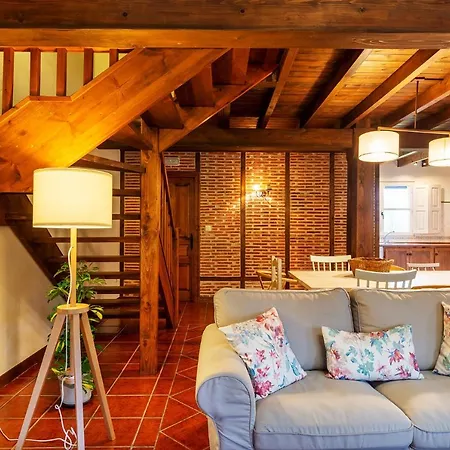 Primorias Llanes Feriehus *